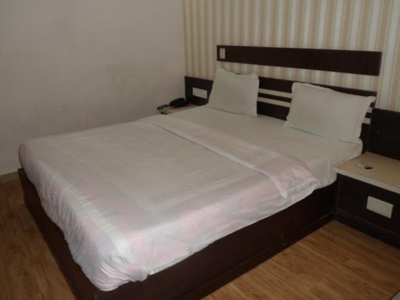 Hotel Avion Inn Αχμπανταμπάντ Εξωτερικό φωτογραφία