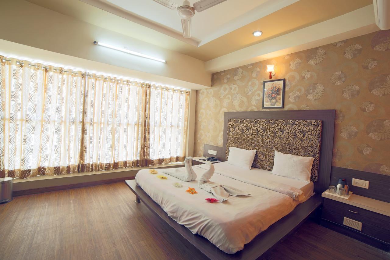 Hotel Avion Inn Αχμπανταμπάντ Εξωτερικό φωτογραφία